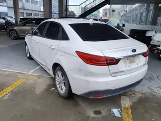 Ford Escort 2019 купить из Китая, цена 1 155 000 ₽ — Suifenhe Auto