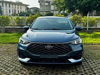 Ford Escort 2022 купить из Китая, цена 1 095 000 ₽ — Suifenhe Auto