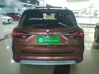 Roewe RX3 2018 купить из Китая, цена 1 216 000 ₽ — Suifenhe Auto