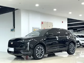 Cadillac XT5 2025