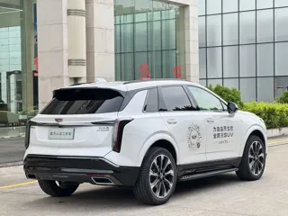 Cadillac XT5 2024 купить из Китая, цена 5 935 000 ₽ — Suifenhe Auto