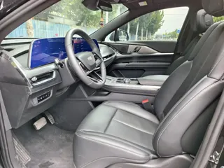 Cadillac XT5 2025 купить из Китая, цена 4 576 000 ₽ — Suifenhe Auto