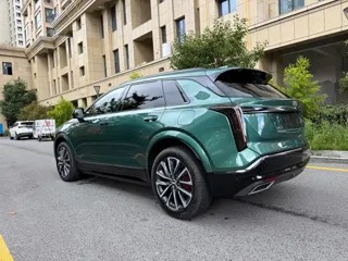 Cadillac XT5 2025 купить из Китая, цена 5 554 000 ₽ — Suifenhe Auto