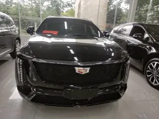 Cadillac XT5 2024 купить из Китая, цена 5 387 000 ₽ — Suifenhe Auto