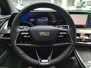 Cadillac XT5 2024 купить из Китая, цена 5 851 000 ₽ — Suifenhe Auto