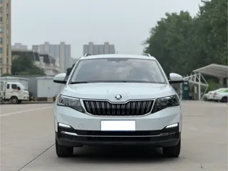 Skoda Kamiq 2023 купить из Китая, цена 1 705 000 ₽ — Suifenhe Auto