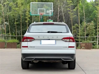 Skoda Kamiq 2023 купить из Китая, цена 1 705 000 ₽ — Suifenhe Auto