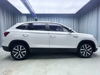 Skoda Kamiq 2020 купить из Китая, цена 1 565 000 ₽ — Suifenhe Auto