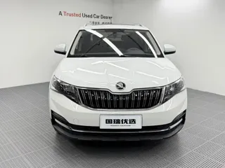 Skoda Kamiq 2023 купить из Китая, цена 2 206 000 ₽ — Suifenhe Auto