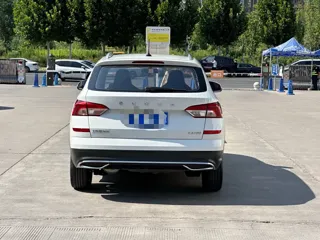 Skoda Kamiq 2023 купить из Китая, цена 1 707 000 ₽ — Suifenhe Auto