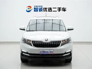 Skoda Kamiq 2023 купить из Китая, цена 1 851 000 ₽ — Suifenhe Auto