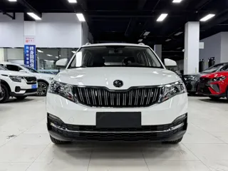 Skoda Kamiq 2023 купить из Китая, цена 1 744 000 ₽ — Suifenhe Auto
