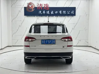 Skoda Kamiq 2023 купить из Китая, цена 1 692 000 ₽ — Suifenhe Auto