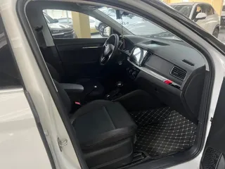 Skoda Kamiq 2023 купить из Китая, цена 1 773 000 ₽ — Suifenhe Auto