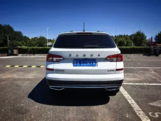 Skoda Kamiq 2024 купить из Китая, цена 2 302 000 ₽ — Suifenhe Auto