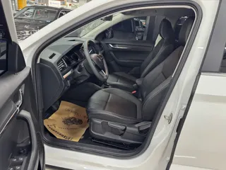 Skoda Kamiq 2023 купить из Китая, цена 1 797 000 ₽ — Suifenhe Auto