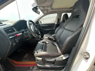 Skoda Kamiq 2021 купить из Китая, цена 1 191 000 ₽ — Suifenhe Auto