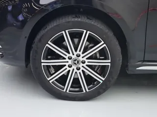 Mercedes-Benz V 2024 купить из Китая, цена 7 682 000 ₽ — Suifenhe Auto