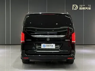 Mercedes-Benz V 2024 купить из Китая, цена 5 573 000 ₽ — Suifenhe Auto