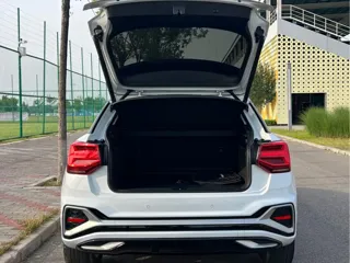 Audi Q2L 2022 купить из Китая, цена 2 023 000 ₽ — Suifenhe Auto