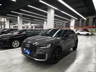 Audi Q2L 2020 купить из Китая, цена 1 429 000 ₽ — Suifenhe Auto