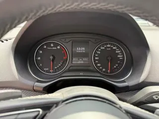 Audi Q2L 2023 купить из Китая, цена 2 014 000 ₽ — Suifenhe Auto
