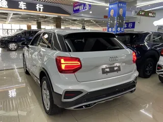 Audi Q2L 2023 купить из Китая, цена 2 118 000 ₽ — Suifenhe Auto