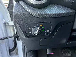 Audi Q2L 2023 купить из Китая, цена 2 027 000 ₽ — Suifenhe Auto