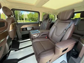 Mercedes-Benz V 2024 купить из Китая, цена 6 821 000 ₽ — Suifenhe Auto
