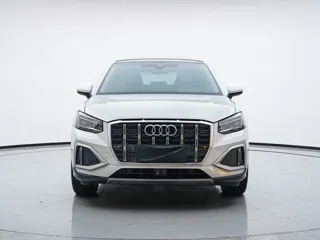 Audi Q2L 2023 купить из Китая, цена 1 701 000 ₽ — Suifenhe Auto