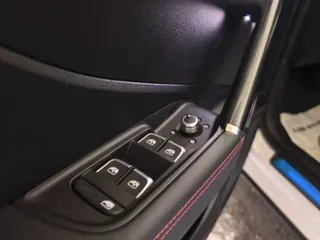 Audi Q2L 2022 купить из Китая, цена 2 235 000 ₽ — Suifenhe Auto