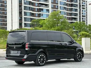 Mercedes-Benz V 2025 купить из Китая, цена 8 088 000 ₽ — Suifenhe Auto