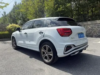 Audi Q2L 2022 купить из Китая, цена 2 118 000 ₽ — Suifenhe Auto
