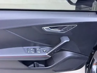 Audi Q2L 2023 купить из Китая, цена 1 949 000 ₽ — Suifenhe Auto