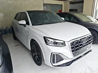 Audi Q2L 2023 купить из Китая, цена 1 861 000 ₽ — Suifenhe Auto