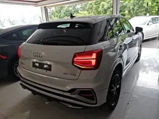 Audi Q2L 2023 купить из Китая, цена 1 861 000 ₽ — Suifenhe Auto
