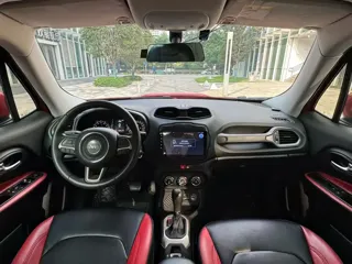 Jeep Renegade 2018 купить из Китая, цена 1 056 000 ₽ — Suifenhe Auto