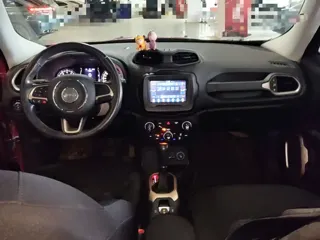 Jeep Renegade 2018 купить из Китая, цена 1 067 000 ₽ — Suifenhe Auto