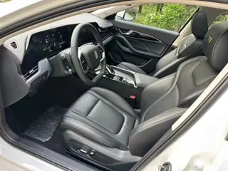 Bestune B70 2024 купить из Китая, цена 2 280 000 ₽ — Suifenhe Auto