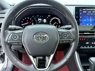 Toyota Avalon 2024 купить из Китая, цена 3 850 000 ₽ — Suifenhe Auto
