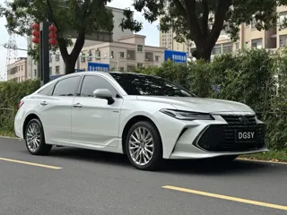 Toyota Avalon 2024 купить из Китая, цена 5 804 000 ₽ — Suifenhe Auto