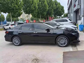 Toyota Avalon 2025 купить из Китая, цена 4 281 000 ₽ — Suifenhe Auto