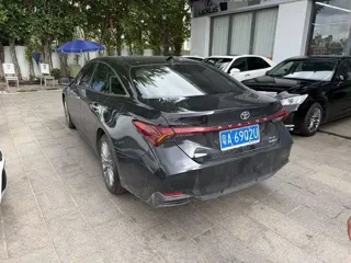 Toyota Avalon 2025 купить из Китая, цена 4 294 000 ₽ — Suifenhe Auto