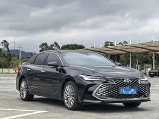 Toyota Avalon 2026 купить из Китая, цена 4 189 000 ₽ — Suifenhe Auto