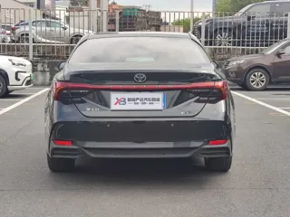 Toyota Avalon 2026 купить из Китая, цена 4 283 000 ₽ — Suifenhe Auto