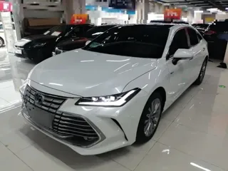 Toyota Avalon 2024 купить из Китая, цена 4 175 000 ₽ — Suifenhe Auto