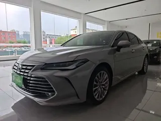 Toyota Avalon 2024 купить из Китая, цена 4 186 000 ₽ — Suifenhe Auto