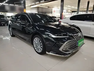 Toyota Avalon 2026 купить из Китая, цена 6 283 000 ₽ — Suifenhe Auto