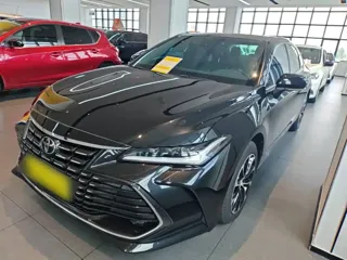 Toyota Avalon 2024 купить из Китая, цена 3 342 000 ₽ — Suifenhe Auto