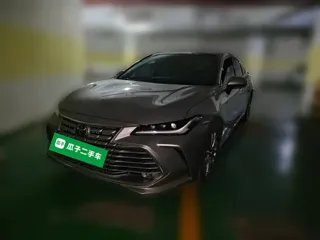Toyota Avalon 2024 купить из Китая, цена 4 212 000 ₽ — Suifenhe Auto